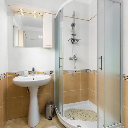 Beakovic Radosi A4 * Porec