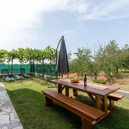 Apartment Beakovic Radosi A4 Porec