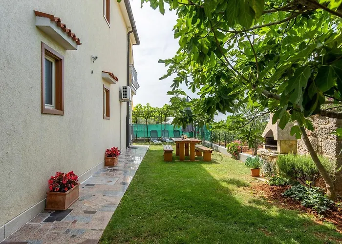 Beakovic Radosi A4 Appartement Poreč
