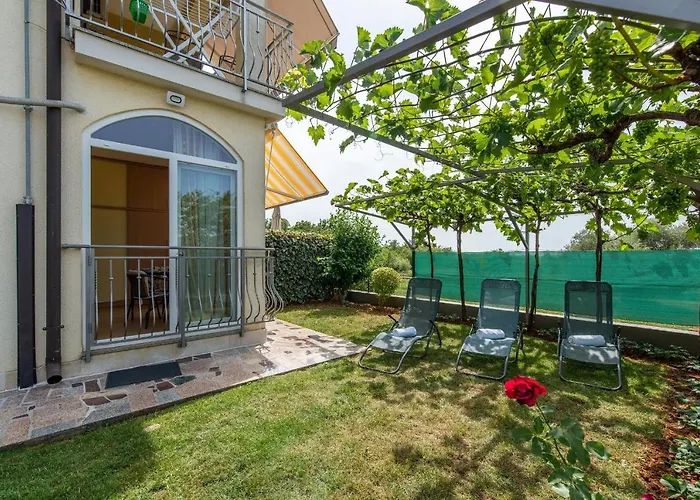 Beakovic Radosi A4 * Poreč